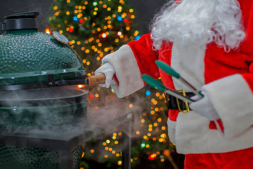 Santa using the Big Green Egg