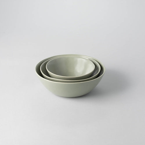 Fable Nested Serving Bowls - Beachgrass Green - Set of 3