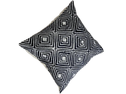 Batiqua Toss - Navy Zigzag